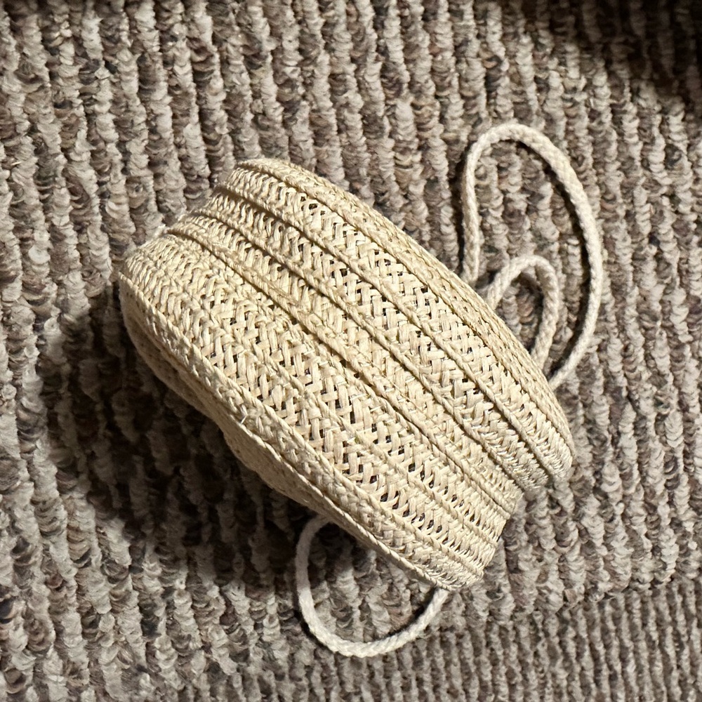 NWOT children’s purse. Made of Natural fibers. Cream/Ivory colored. BOHO
